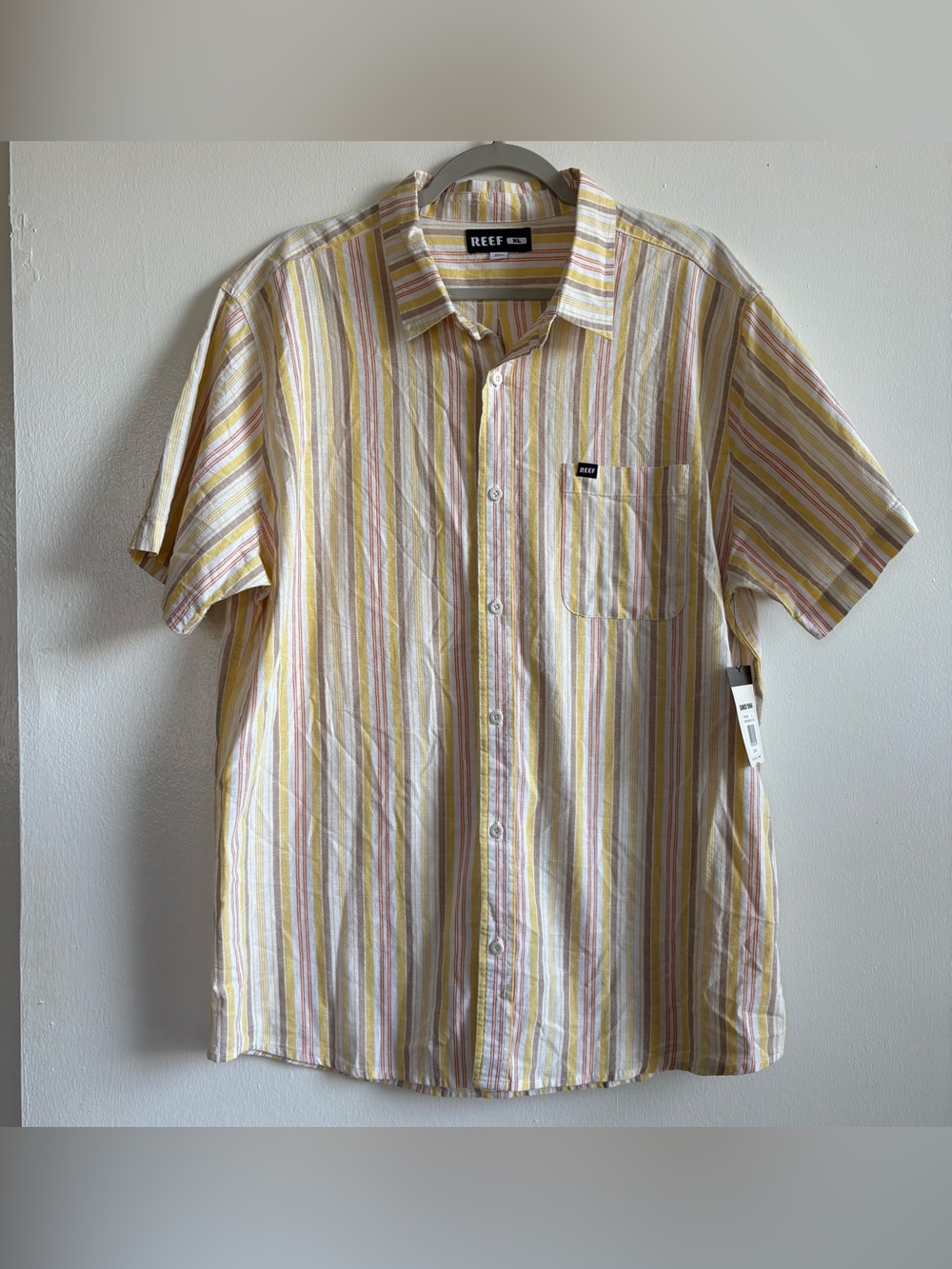 REEF Men’s XL Lennox SS Shirt Yellow White Sulfur NWT